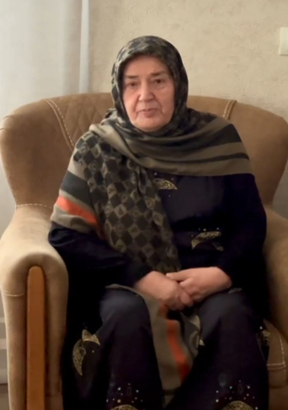 Поздравления от старшего поколения.